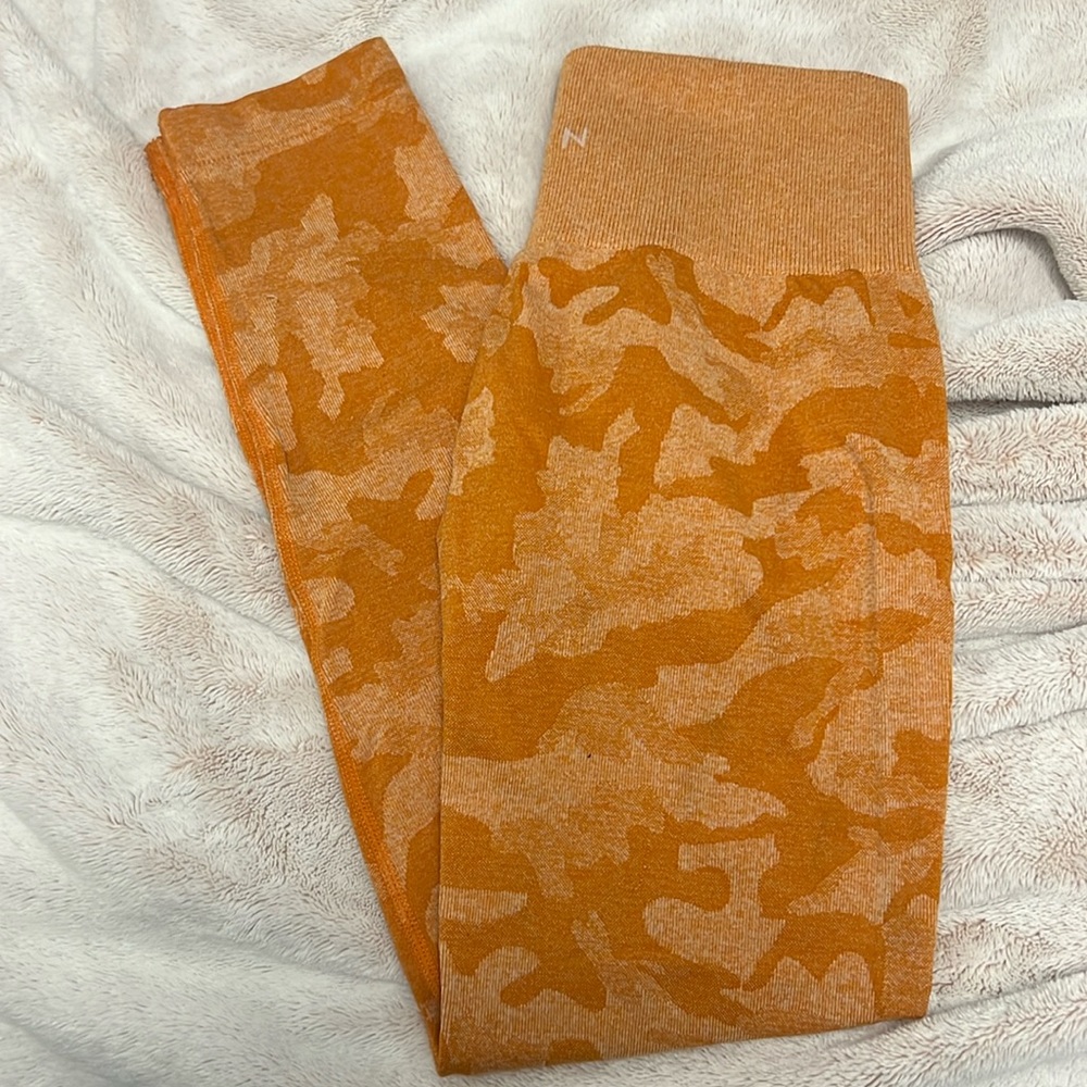 Camo NVGTN leggings
